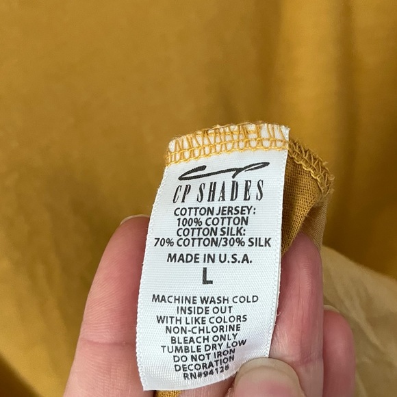 CP Shades Earth Yellow Golden Colored Cotton/Silk Flowy Tee Size Large - Picture 8 of 10